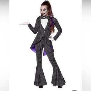 Girls Jack Skellington costume.
